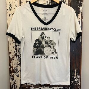 Women’s The Breakfast Club Retro V-neck Ringer T-shirt. Size Medium. Brat pack